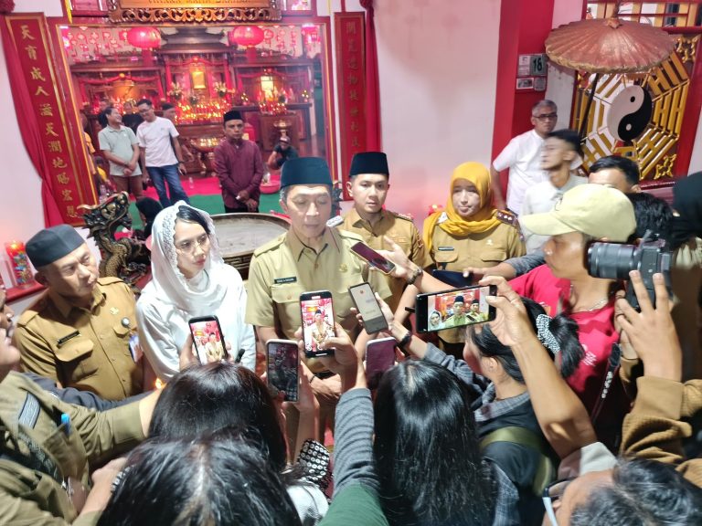 Walikota Bogor Hadiri Buka Puasa Bersama di Kampung Toleran Pulo Geulis