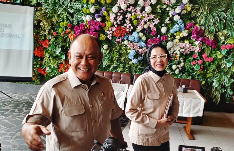 Dadan Hindayana Tegaskan Program Makan Bergizi Gratis Tak Bersifat Wajib bagi Semua Sekolah