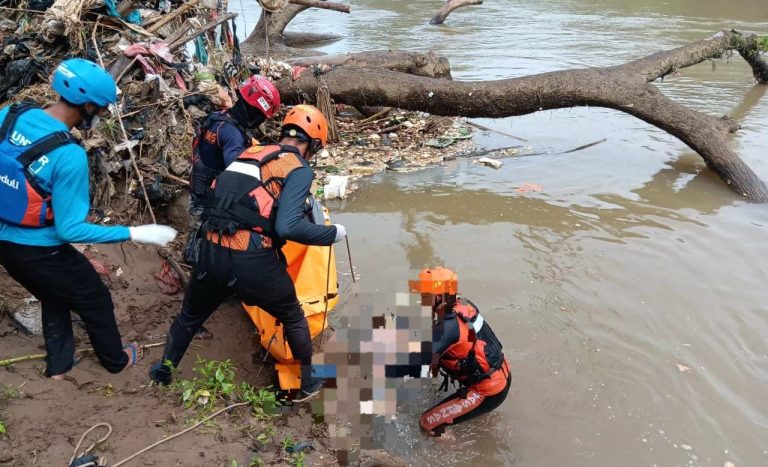 Sempat Hilang 4 Hari, Pekerja Jembatan yang Jatuh ke Sungai Cisadane Bogor Ditemukan Tewas