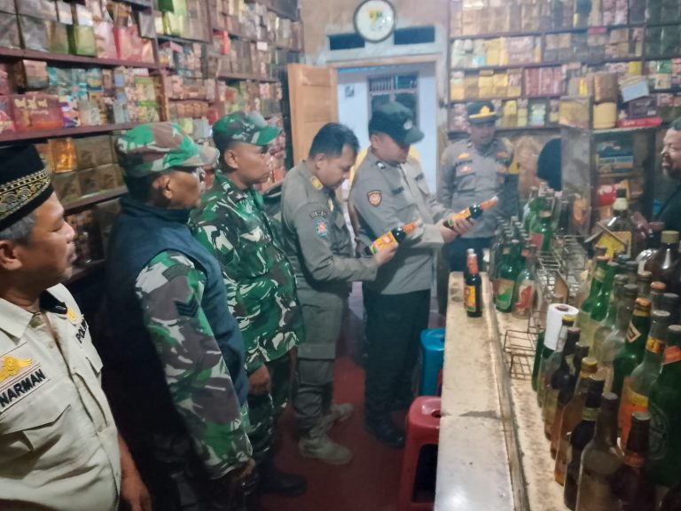 Operasi Miras di Kemang Bogor, Polsek Sita 60 Botol dari Warung Jamu