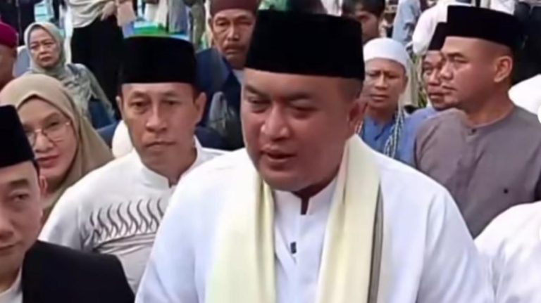 Salat Idulfitri Perdana di Pakansari, Rudy Susmanto Soroti Momentum Kepemimpinan Baru