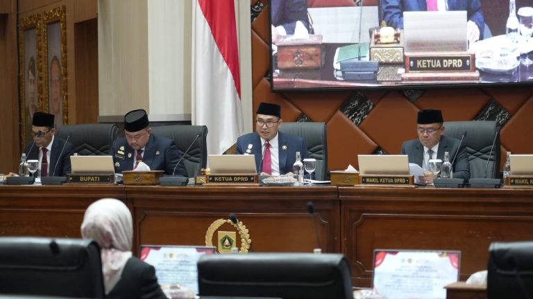 DPRD Kabupaten Bogor Gelar Rapat Paripurna, Bupati Sampaikan LKPJ Tahun Anggaran 2025