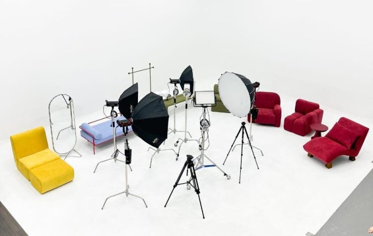 Studio Foto Terluas dan Terlengkap di Cibinong Bogor, Atedoz Space Studio vol IV Resmi Dibuka