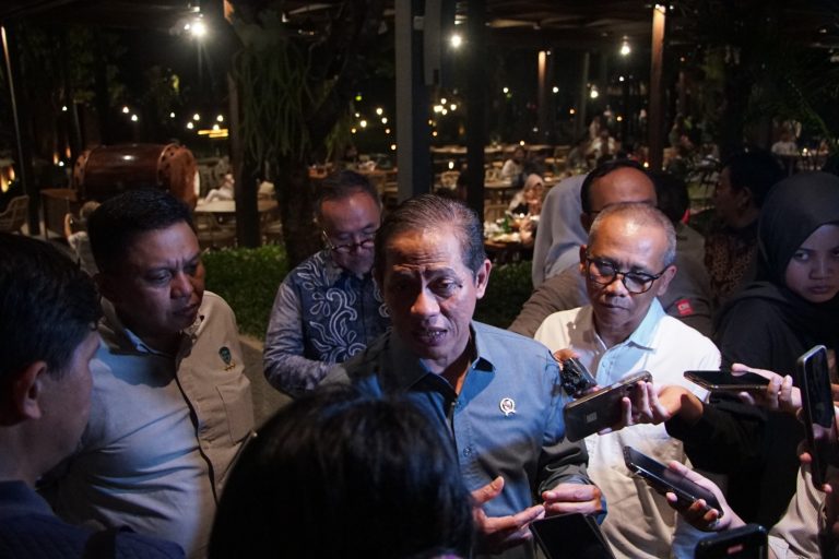 KLH Naikkan Status Penyidikan Pengelolaan Sampah di Bantar Gebang dan Bali, Ini Penjelasannya