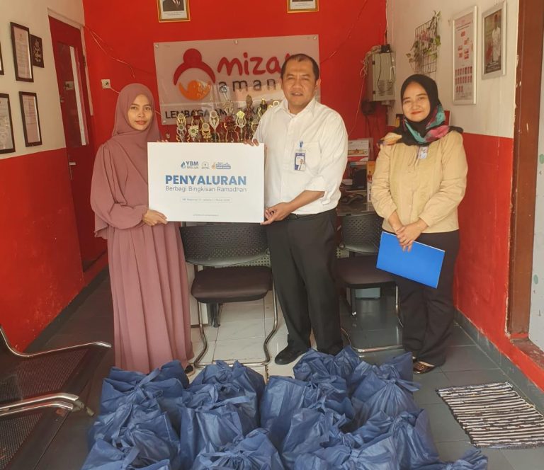 Selain Layanan Perbankan, BRI BO Pancoran Salurkan Bingkisan Ramadan 1447 Hijriah
