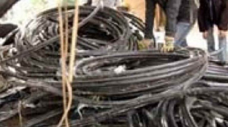 Diam-diam Diduga PT SIS Milik Sarkim Kembali Lakukan Pencurian Kabel Telkom