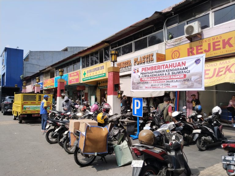 Dishub Kota Bogor Tata Parkir Sebelah Kanan di Surya Kencana, dan Siapkan Shelter Bus
