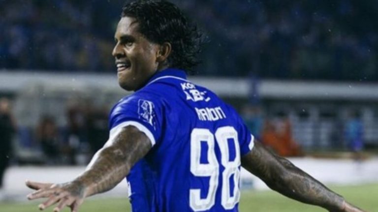 Pertandingan Persib vs Bali United: Maung Bandung Cetak Rekor 14 Laga Tanpa Kekalahan