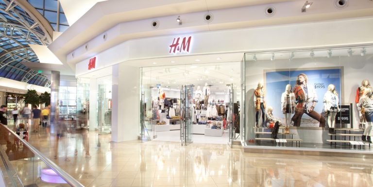 H&M Susun Ulang Strategi Global, Ratusan Toko Siap Ditutup