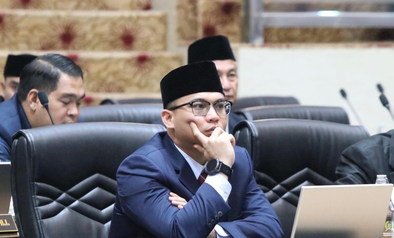 Isu BBM Naik, Arif Rochmawan Minta Masyarakat Tetap Tenang dan Apresiasi Langkah Presiden Prabowo