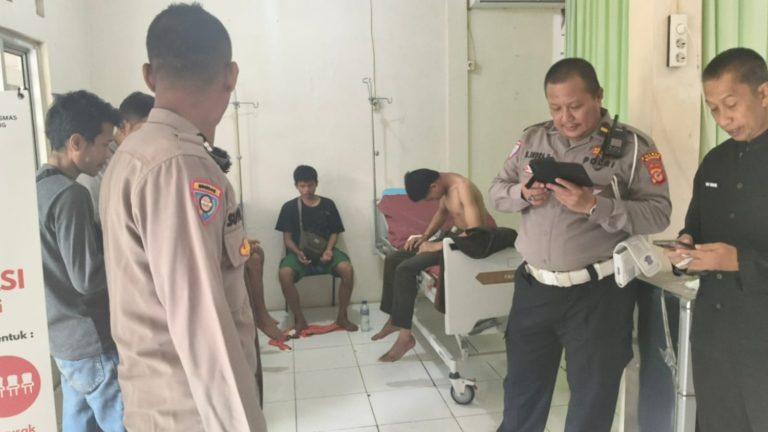 Hendak Pasang Wifi, 5 Pekerja di Ciseeng Bogor Tersengat Listrik Hingga Alami Luka Bakar