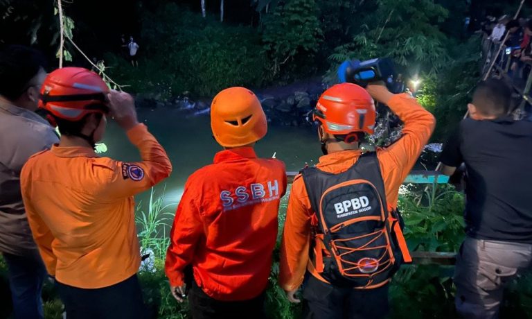 Sempat Minta Tolong, Remaja yang Hanyut di Kali Ciesek Megamendung Ditemukan Tewas