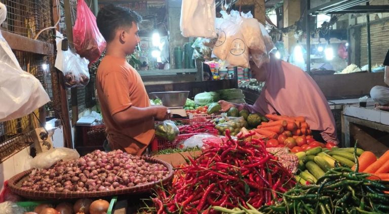 Harga Bahan Pokok di Pasar Tradisional Bogor April 2026, Cabai Rawit Tembus Rp84 Ribu per Kg