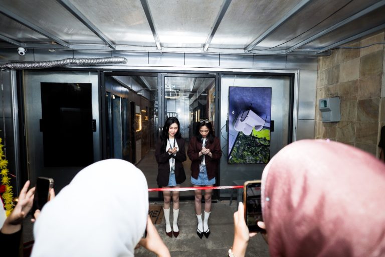 Atedoz Photobooth Buka Outlet Baru di Taman Heulang Bogor, Hadirkan 9 Tema Menarik dan Studio Foto Modern