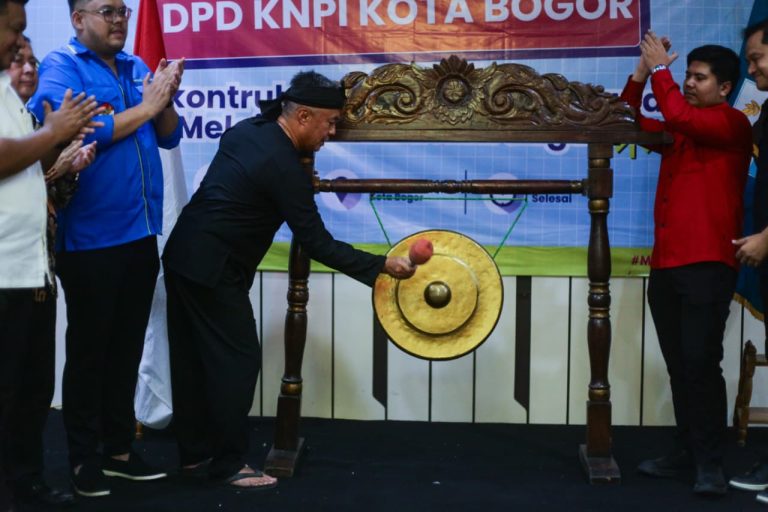 Sekda Kota Bogor Ajak KNPI Aktif Tangani Isu Sosial dan Lingkungan