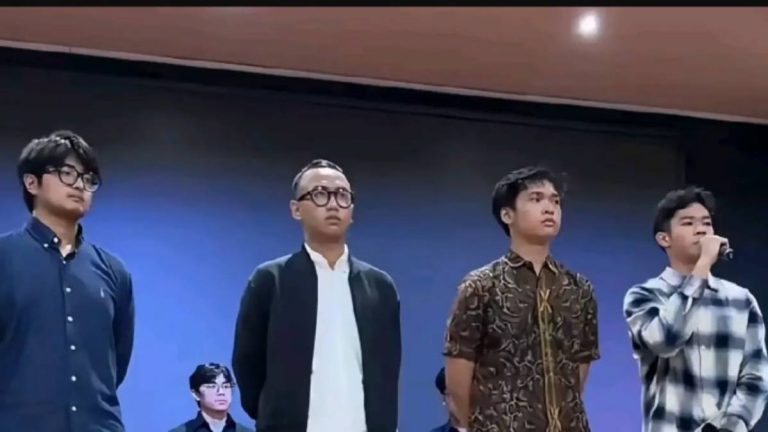 Pelaku Pelecehan Seksual FH UI Disidang Terbuka di Auditorium, Malam Panjang Penuh Tekanan dan Tuntutan Sanksi