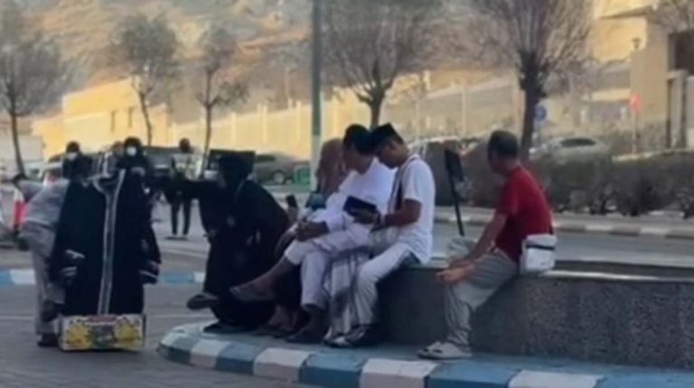 Cuaca Makkah 45 Derajat, Jamaah Haji Indonesia Diimbau Jangan Keluar Siang Hari