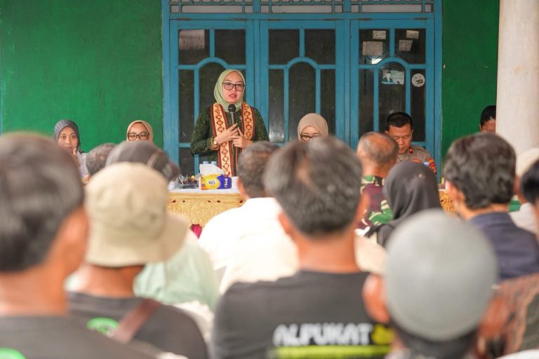 Wamenkop Dorong Koperasi Ponpes Al Firdaus Masuk ke Sektor Produksi dan Distribusi