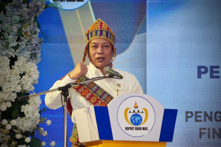 Menkop Apresiasi Kopdit Obor Mas NTT sebagai Penyalur KUR Beraset Rp1,5 T