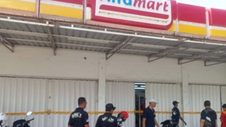 Kenapa Alfamart Ditutup di Lombok Tengah? 25 Gerai Disegel, 150 Karyawan Terancam PHK
