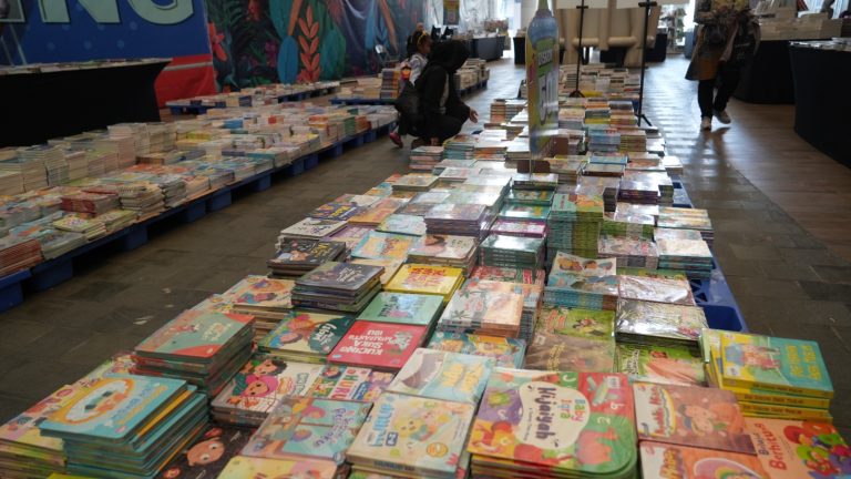 Pemkab Bogor Dorong Budaya Literasi Lewat Out of The Boox 2026