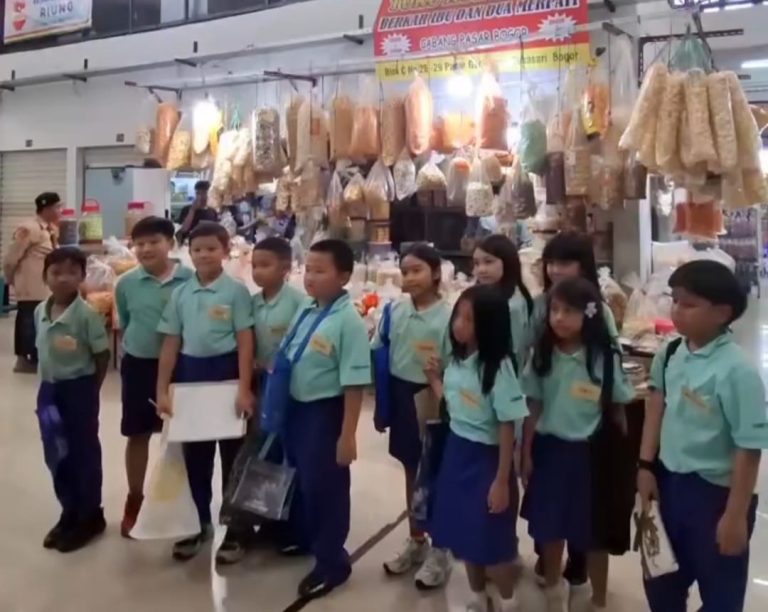 Perumda PPJ Kota Bogor Kenalkan Pasar Gembrong ke Anak-Anak SD