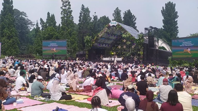 Perdana di Tahun 2026, Sunset di Kebun Raya Bogor Hadirkan Harmoni Musik, Alam, dan Senja