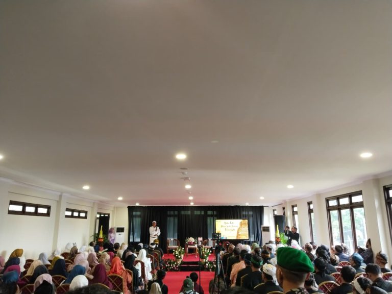 Diskusi Cagar Budaya di Batutulis, Dedi Mulyadi Dorong Naskah Akademik Prasasti dan Mahkota Binokasih
