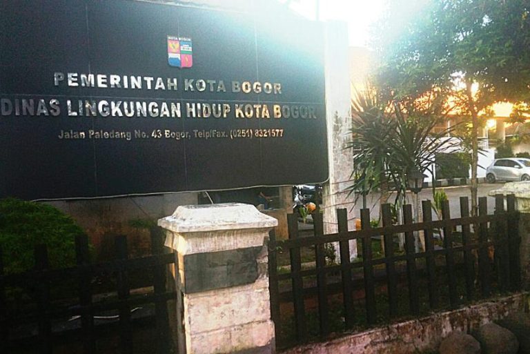 DLH Kota Bogor Terus Maksimalkan Bersihkan Sampah dari Program MBG