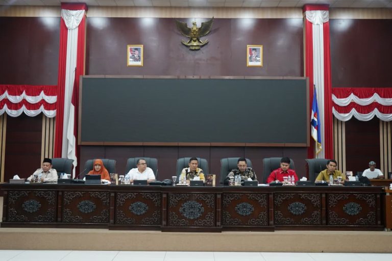 Ketua Komisi IV DPRD Bogor Ajak Siswa Berprestasi Masuk Sekolah Maung