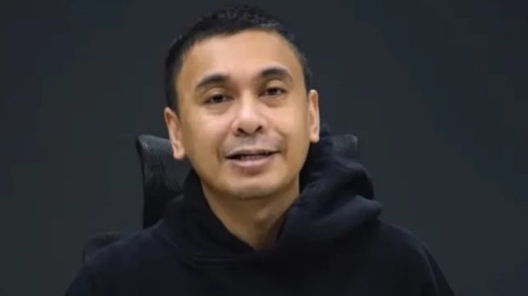 Ayah Raditya Dika Kerja Apa? Fakta Joeslin Nasution Bikin Warganet Kaget