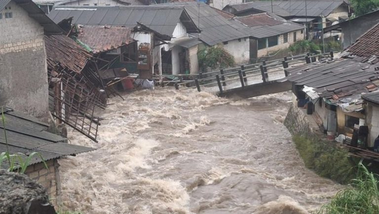 Cuaca Ekstrem Terjang Bogor, BPBD Catat Ada 33 Bencana dalam Sehari