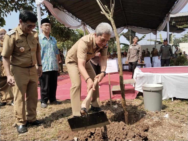Pemkot Bogor Tanam 544 Pohon Serentak Peringati Hari Lingkungan Hidup Sedunia dan HJB ke-544