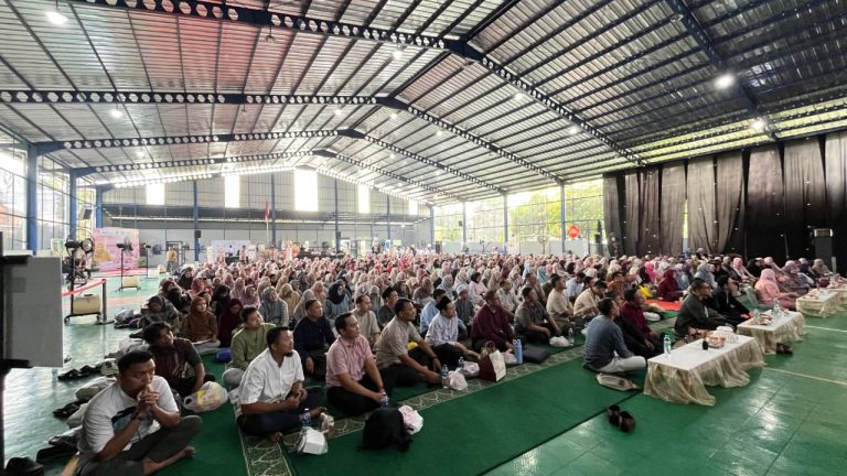 BSI Bersama SIT Aliya Gelar Seminar Neuroparenting, Bekali Ratusan Orang Tua Pahami Cara Kerja Otak Anak