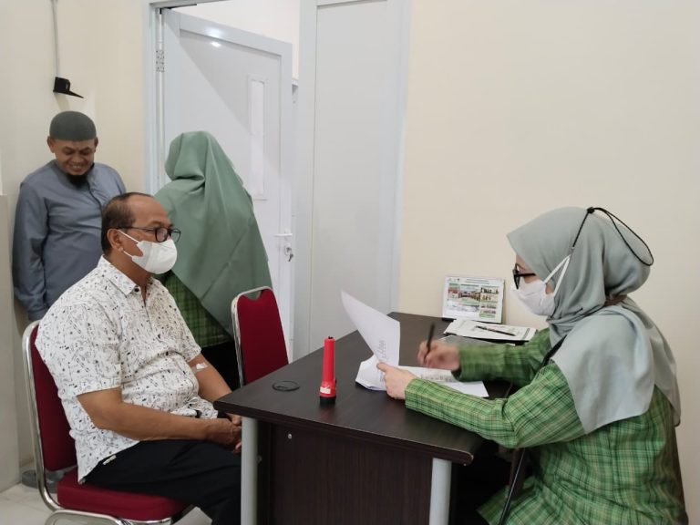 Peringati Hari Jadi Kota Bogor ke-544, RS Islam Bogor Selenggarakan Pemeriksaan Kesehatan Lansia Gratis