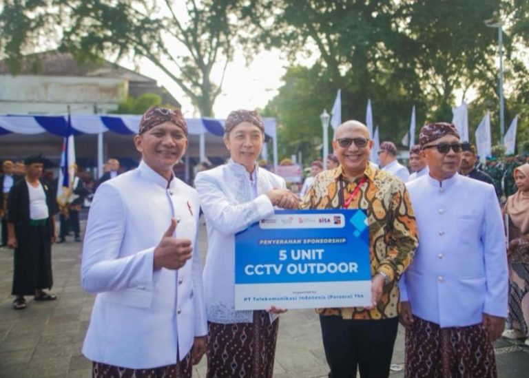HJB ke-544 Jadi Momentum Apresiasi, Dedie Rachim Serahkan Penghargaan untuk Tokoh Inspiratif hingga Mitra Pembangunan Kota Bogor