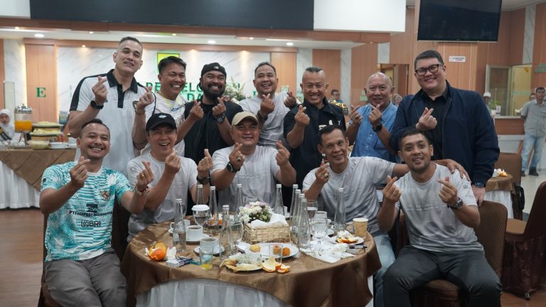 HJB RunHJB Run Meriahkan Peresmian JPO Tegar Beriman, Bupati Bogor Apresiasi Semangat 200 Pelari
